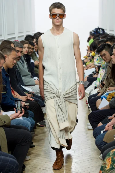 Look 42